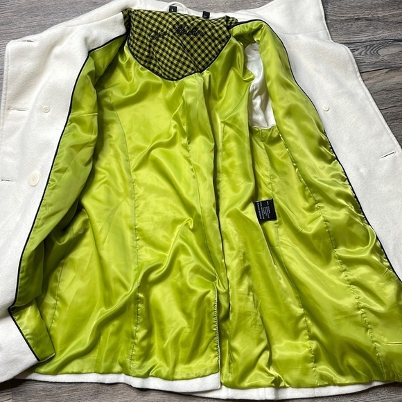 Steve Madden Women’s Cream Wool Blend Pear Coat, size large - Picture 2 of 14